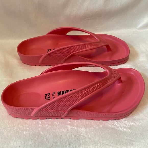 NWT Birkenstock flip flops - Picture 3 of 5